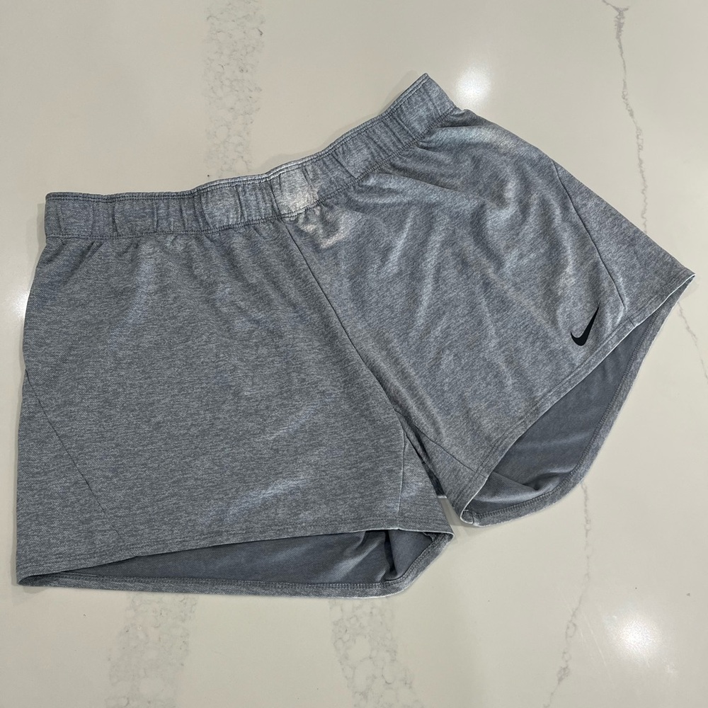 Nike Women's Shorts Plus Size Dri-Fit Grey Running Training Gym Sport DV7668-073